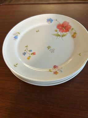 White Floral Dessert Plates - Multicolor Flower Pattern